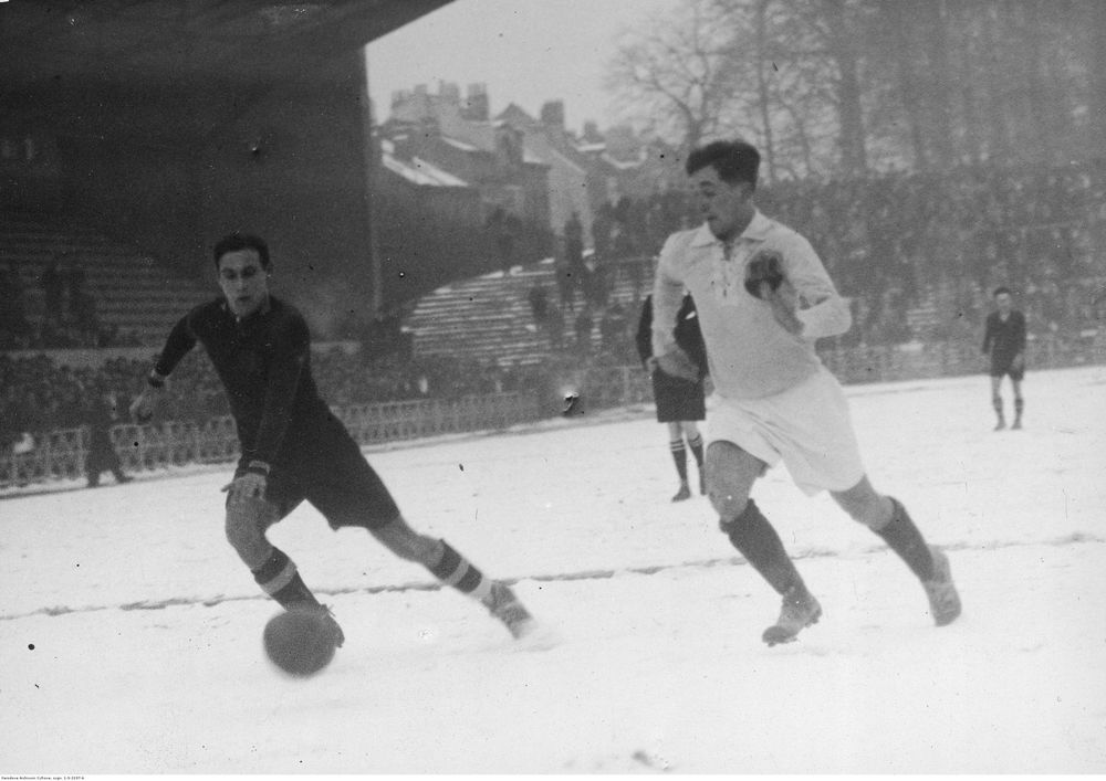 Cracovia Belgia 1933 12 Mysiak