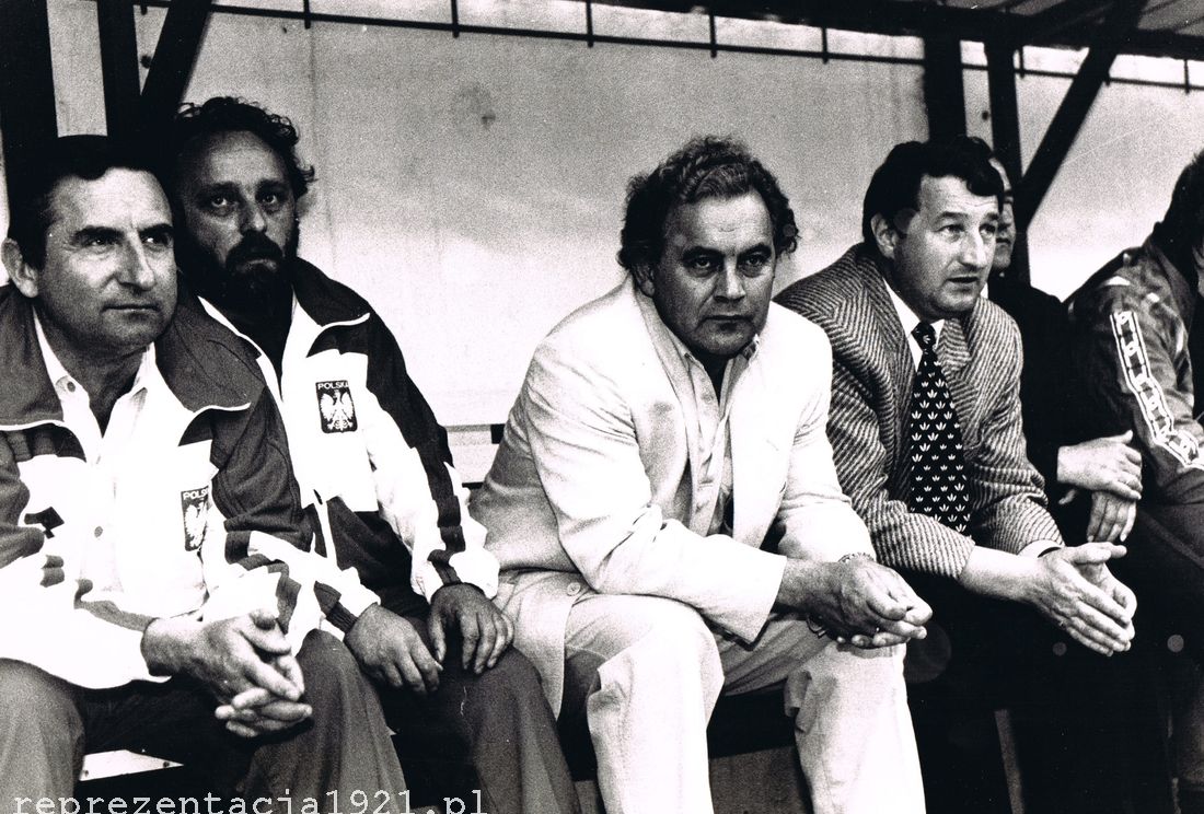 Trenerem reprezentacji do lat 18 był Mieczysław Broniszewski (na zdjęciu pierwszy z prawej). Fot. Jerzy Kleszcz